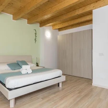 Residenze Lariane Apartment