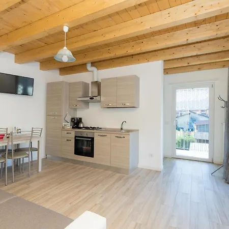 Residenze Lariane Apartment
