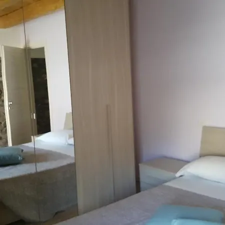 Residenze Lariane Apartment
